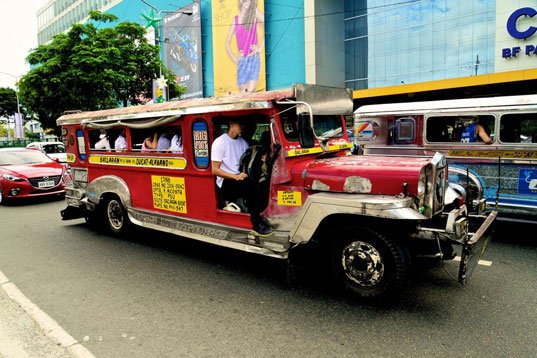 Jeepney jalan jalan ke filipina