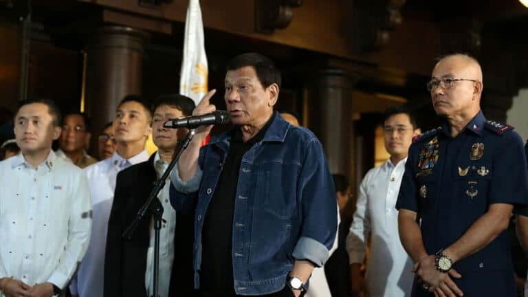 Duterte ancam bunuh polisi