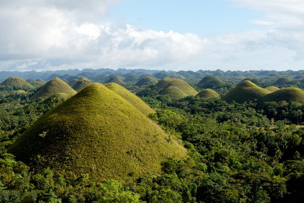 Chocolate Hills bohol tempat wisata di Filipina